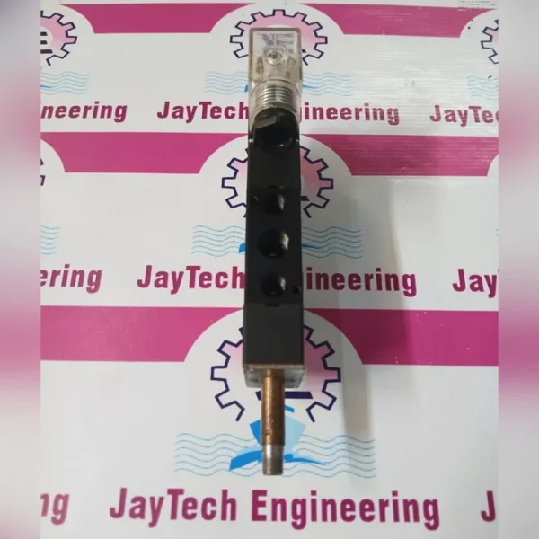 Techno Pneumatic 4v220-08 Solenoid Valve - Image 5