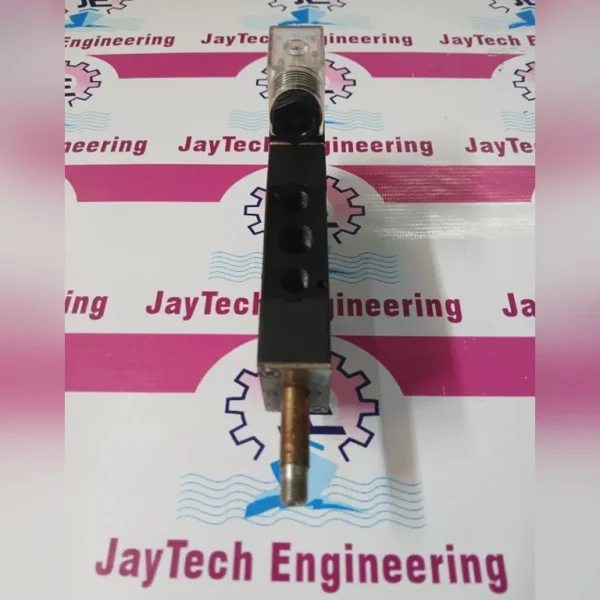 Techno Pneumatic 4v220-08 Solenoid Valve - Image 6
