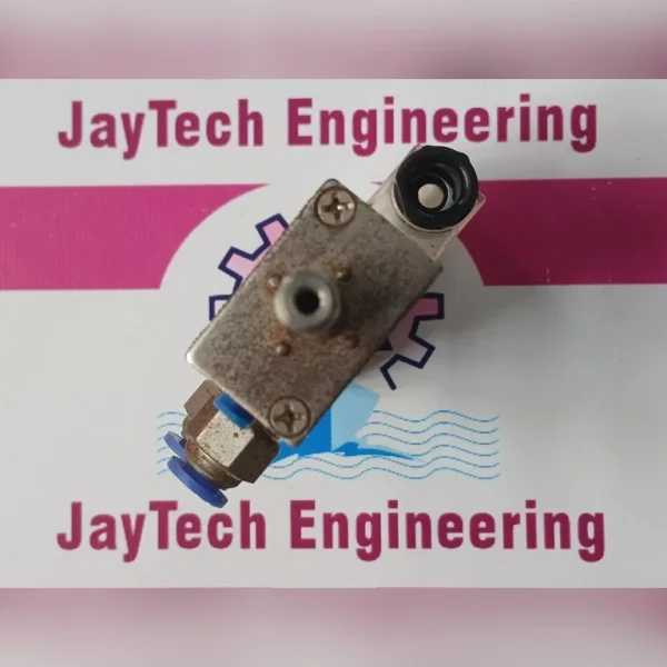 Techno Pneumatic 4v220-08 Solenoid Valve - Image 7